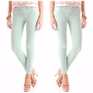 LOFT MODERN SKINNY JEANS